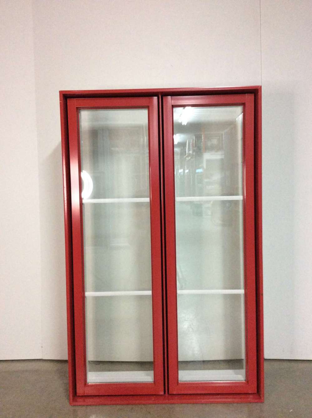 9300FP Fenêtre Fixe PVC Rouge 2 sect Int. Blanc + carrelage 1X3 33 1/2 x 53 1/2