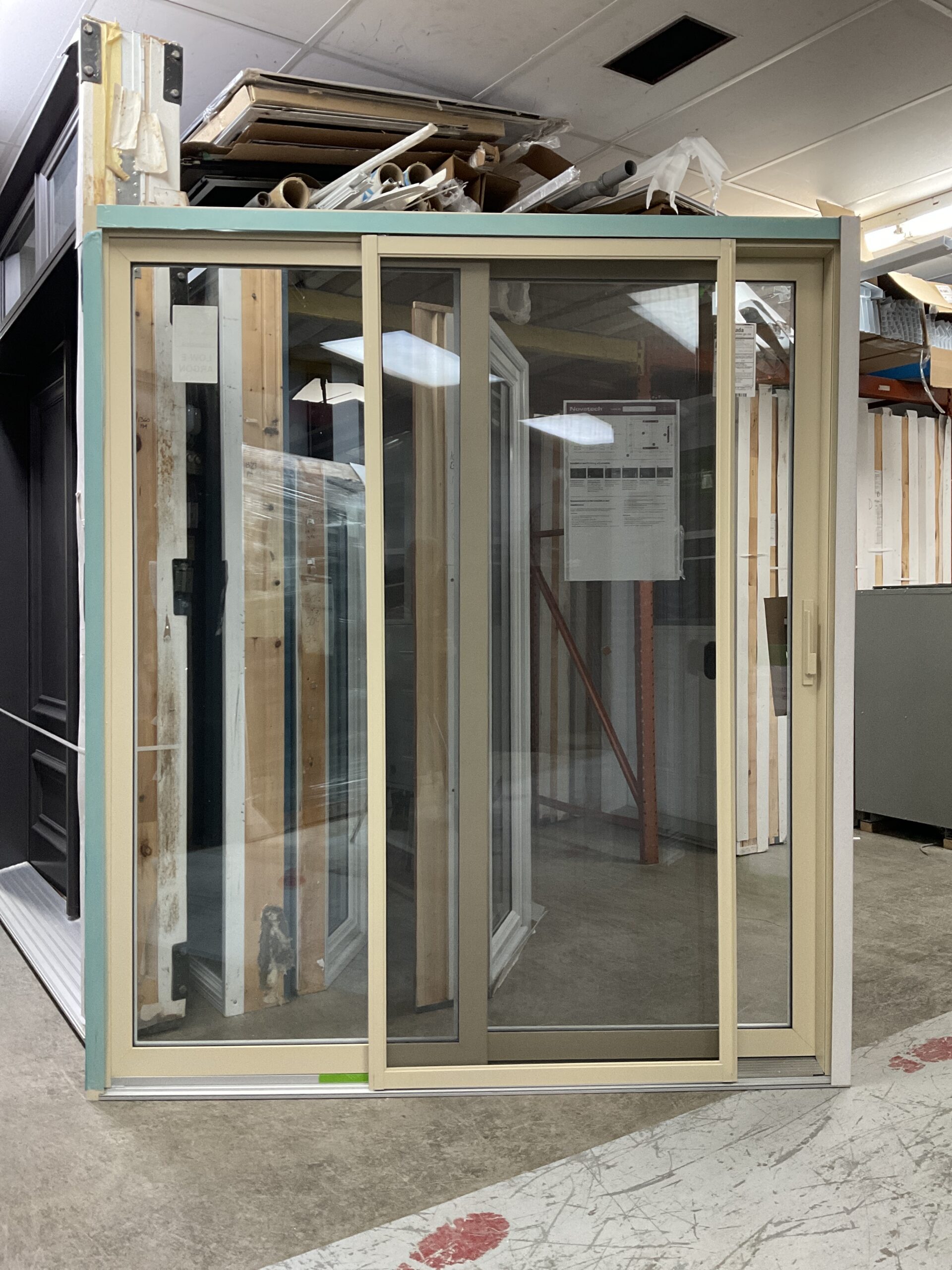 1431PP Porte patio Hybride 6' Chamois 69x79 ouv. Droite
