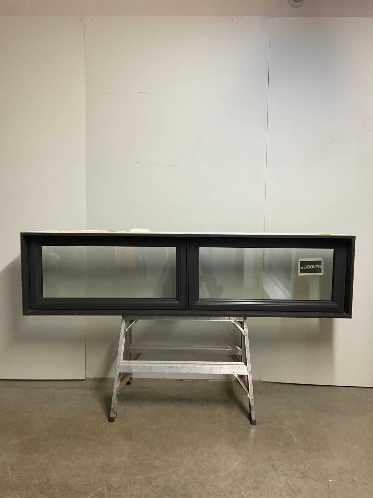 10920FH Fenêtre Fixe HYBRIDE Gris 2 sect 75 x 18 7/8
