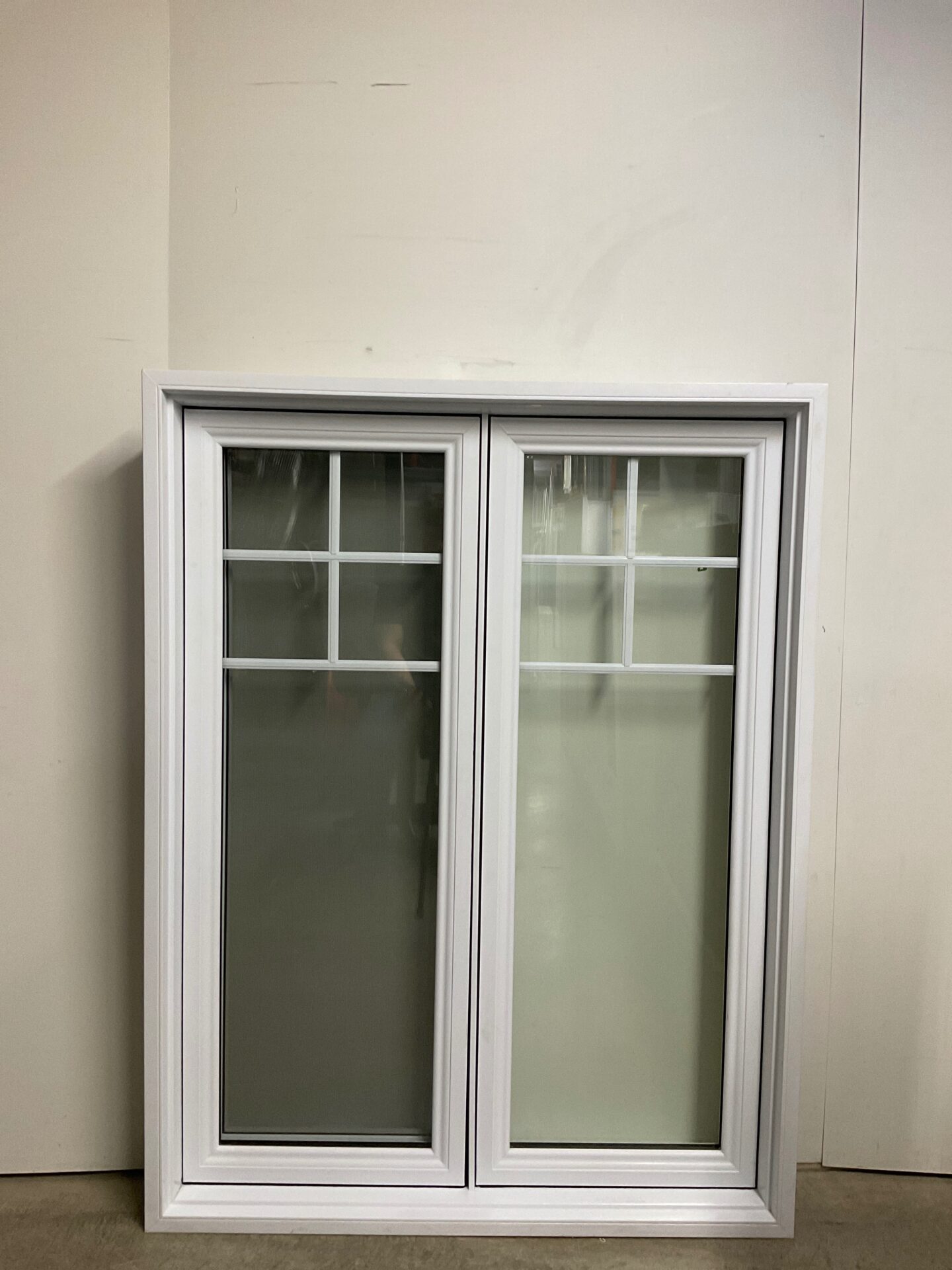 10896BP Fenêtre Battant PVC Blanc 2 sect 1 ouvr Sans recouvrement intérieur 43 x 56